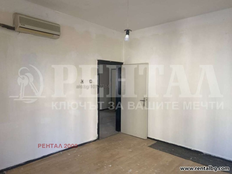 Продава МНОГОСТАЕН, гр. Пловдив, Център, снимка 9 - Апартаменти - 53097896