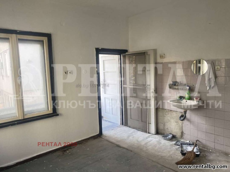 Продава МНОГОСТАЕН, гр. Пловдив, Център, снимка 13 - Апартаменти - 53097896