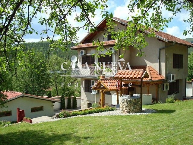 Na prodej  Dům Sofia , Vladaja , 385 m2 | 37224886 - obraz [2]