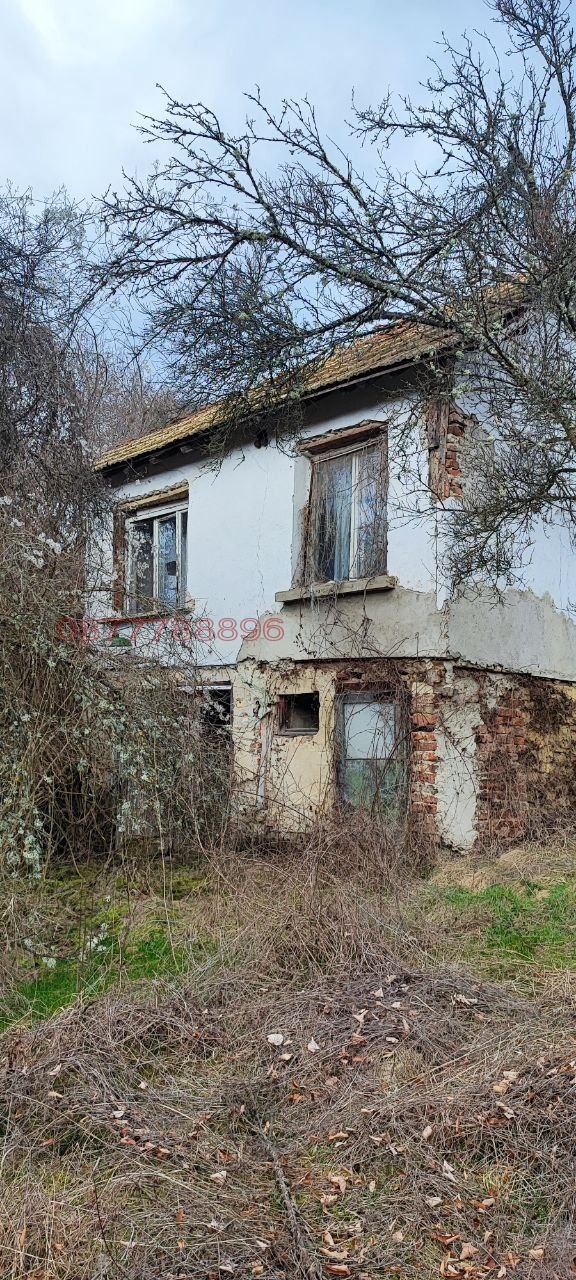 Продава КЪЩА, с. Сирищник, област Перник, снимка 2 - Къщи - 56069255