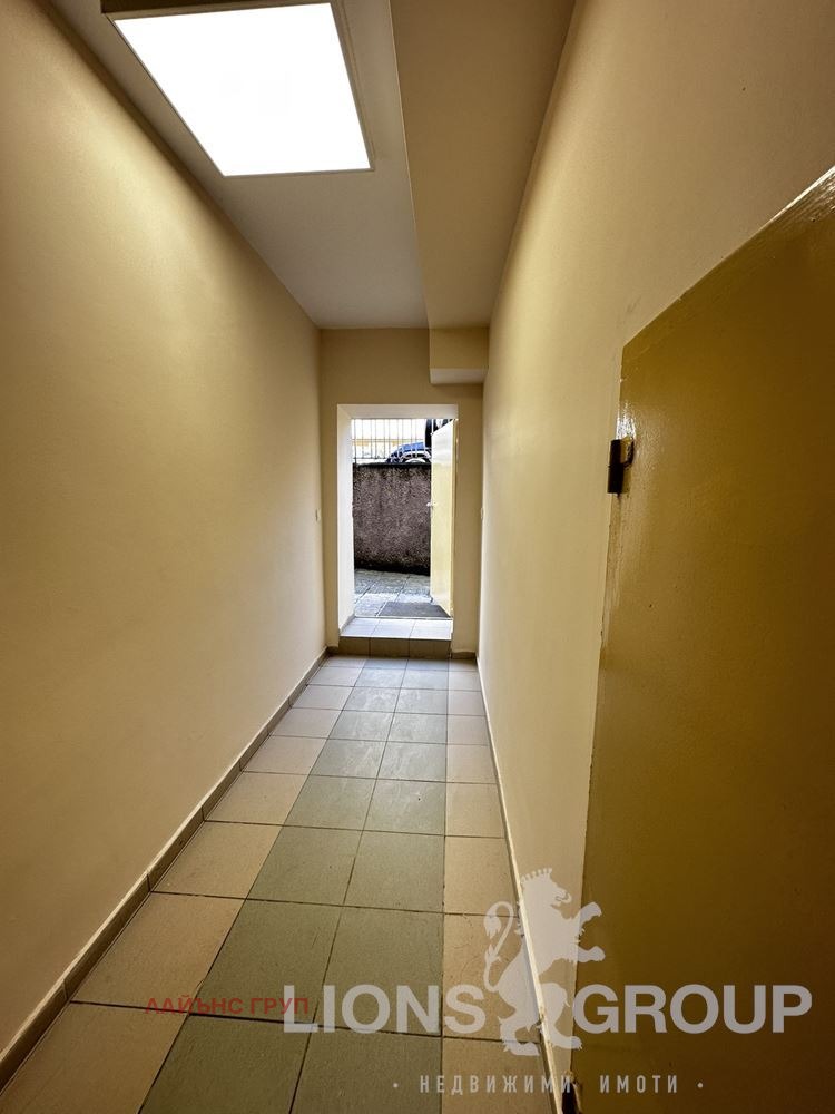 Продава СКЛАД, гр. Варна, Окръжна болница-Генерали, снимка 4 - Складове - 54352755