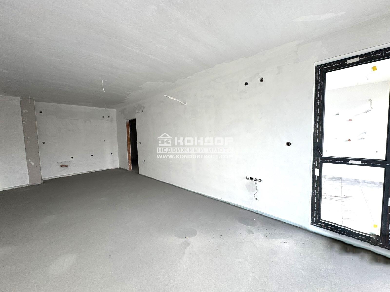 Продава 2-СТАЕН, гр. Пловдив, Център, снимка 2 - Апартаменти - 43422091