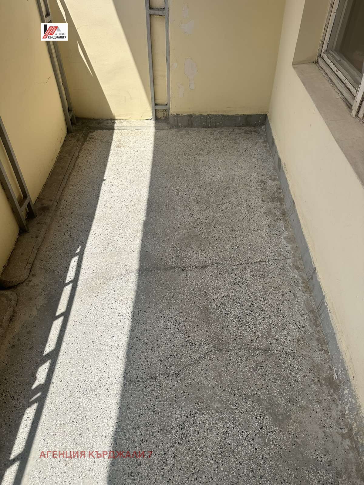 Продава 2-СТАЕН, гр. Кърджали, Възрожденци, снимка 4 - Апартаменти - 55735418