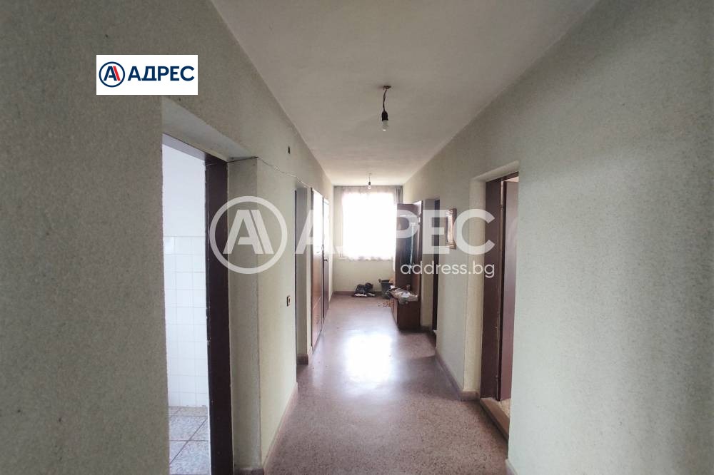 Продава МНОГОСТАЕН, гр. Разград, Център, снимка 9 - Апартаменти - 54786706