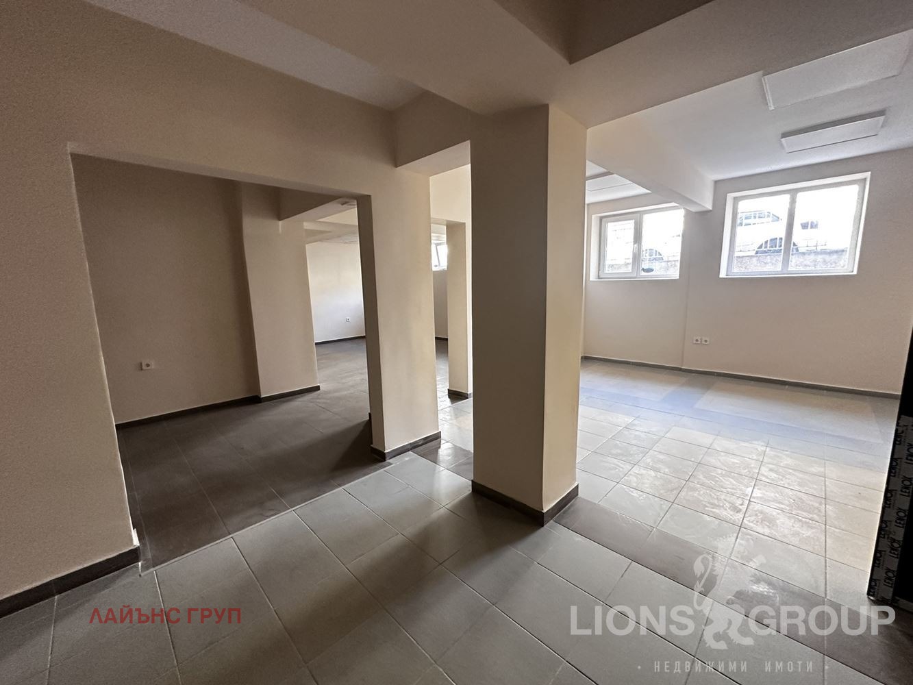 Продава СКЛАД, гр. Варна, Окръжна болница-Генерали, снимка 3 - Складове - 54352755