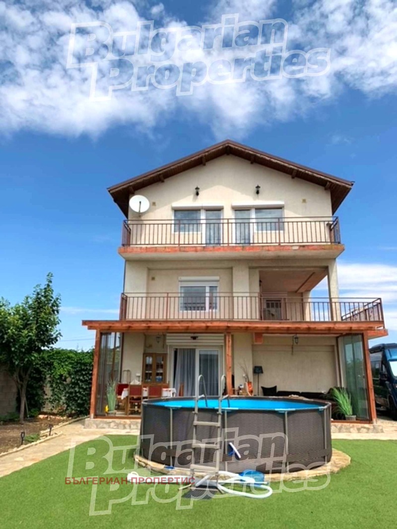 Продава КЪЩА в област Добрич, с. Божурец - 234 кв.м / 299 000 € » 584 793.17 лв., БЪЛГЕРИАН ПРОПЕРТИС