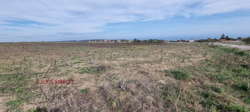 Продава ПАРЦЕЛ в град Варна, м-т Добрева чешма - 3150 кв.м / 158 000 € » 309 021.14 лв., БУЛ ИМОТ