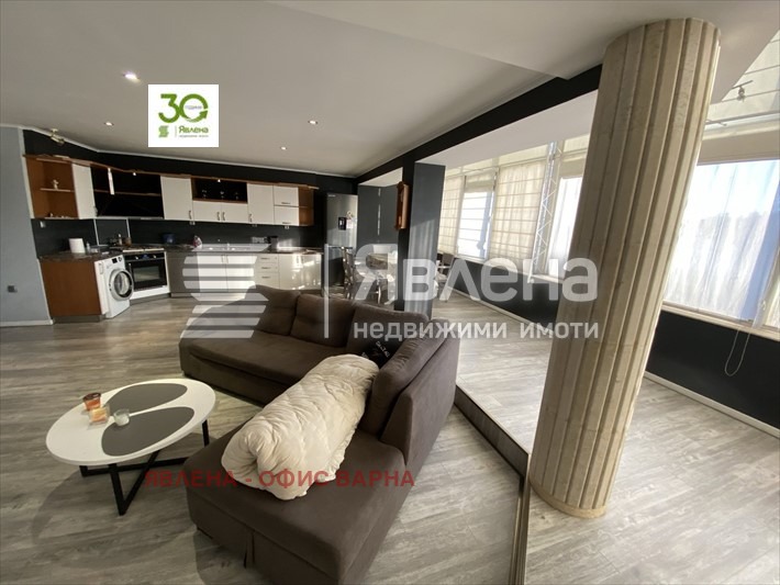 Satılık  2 yatak odası Varna , Konfuto , 150 metrekare | 11337442