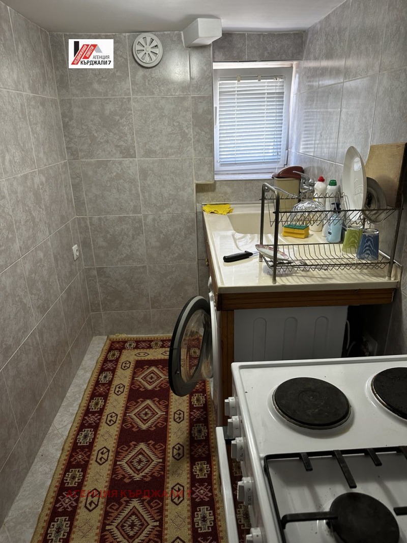 Продава  Къща област Кърджали , с. Петлино , 94 кв.м | 91352676 - изображение [6]