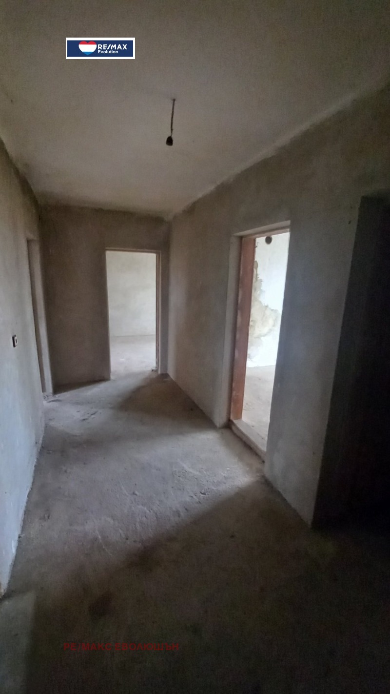 Продава КЪЩА, с. Дряновец, област Разград, снимка 11 - Къщи - 53409529