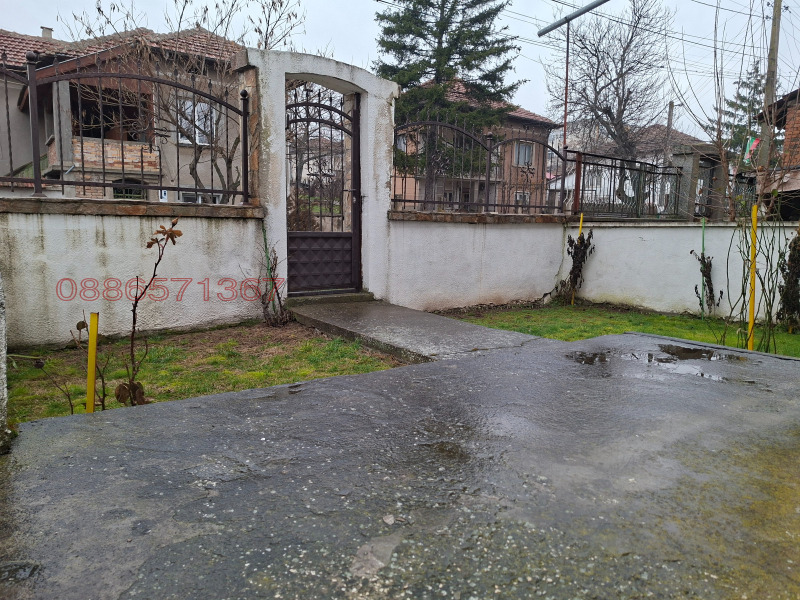 Продава КЪЩА, с. Буковлък, област Плевен, снимка 2 - Къщи - 53488362