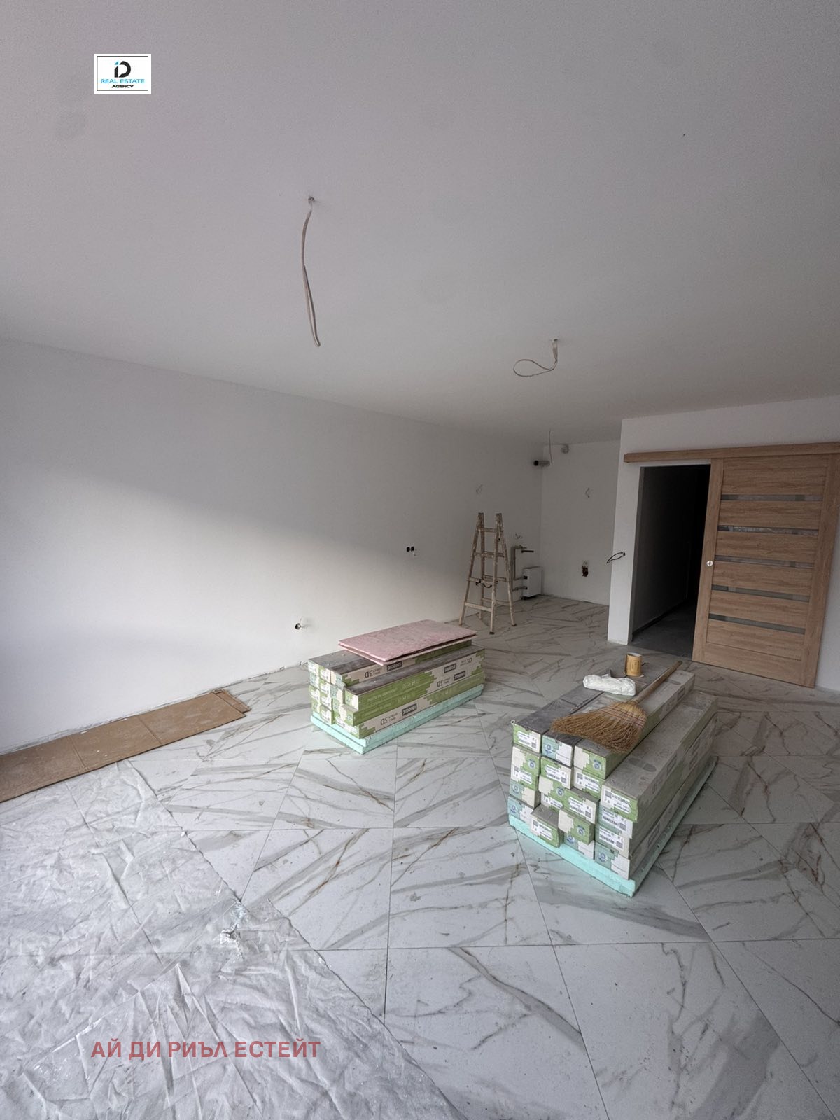 Продава 4-СТАЕН, гр. София, Карпузица, снимка 2 - Апартаменти - 51187852