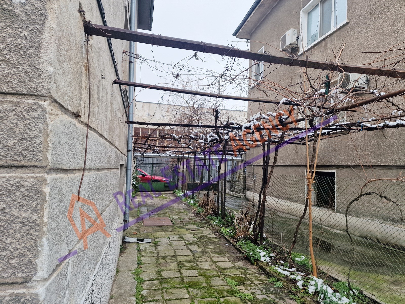 Продава ЕТАЖ ОТ КЪЩА, гр. Пловдив, Захарна фабрика, снимка 2 - Етаж от къща - 54298920