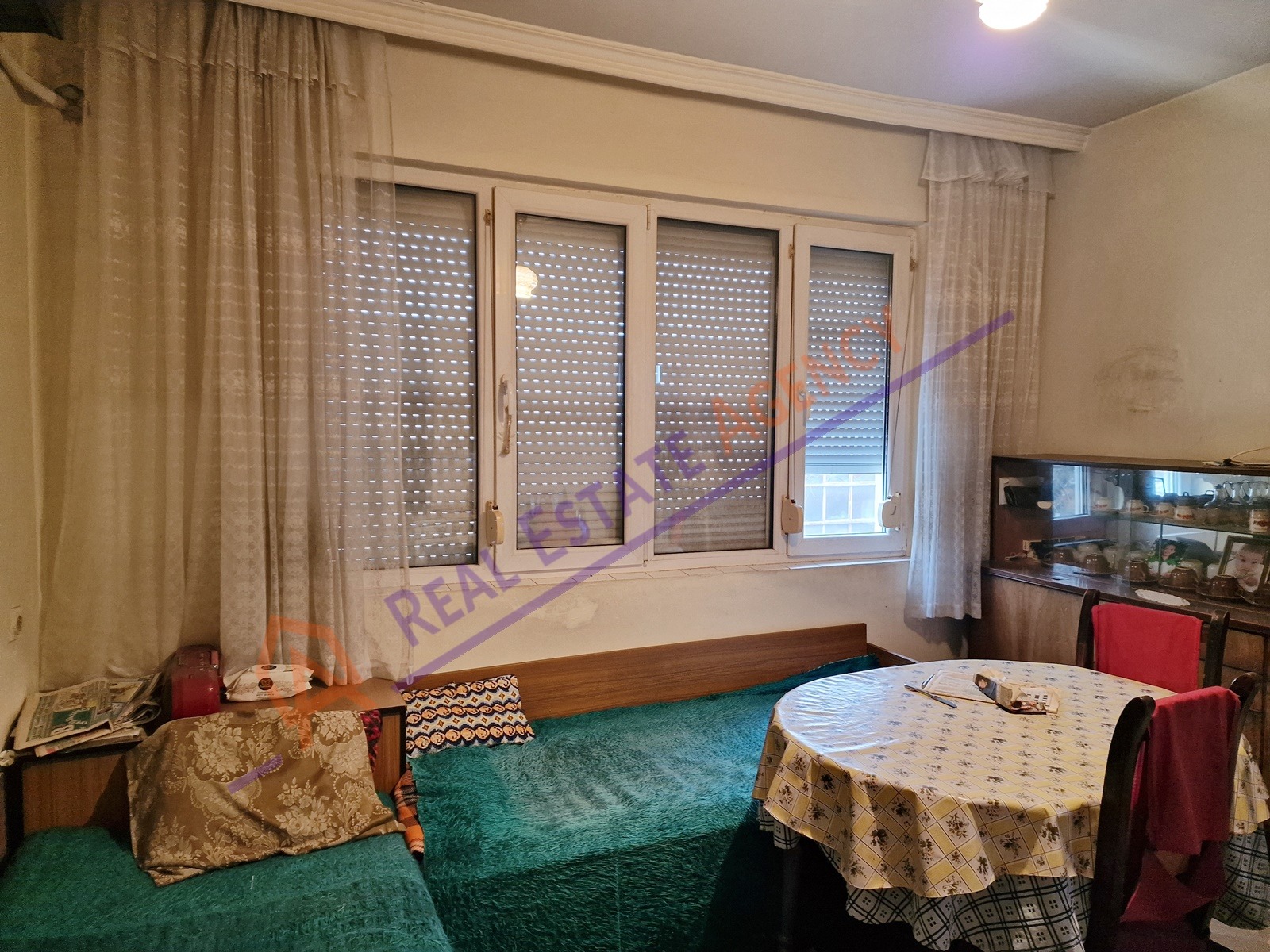 Продава ЕТАЖ ОТ КЪЩА, гр. Пловдив, Захарна фабрика, снимка 3 - Етаж от къща - 54298920