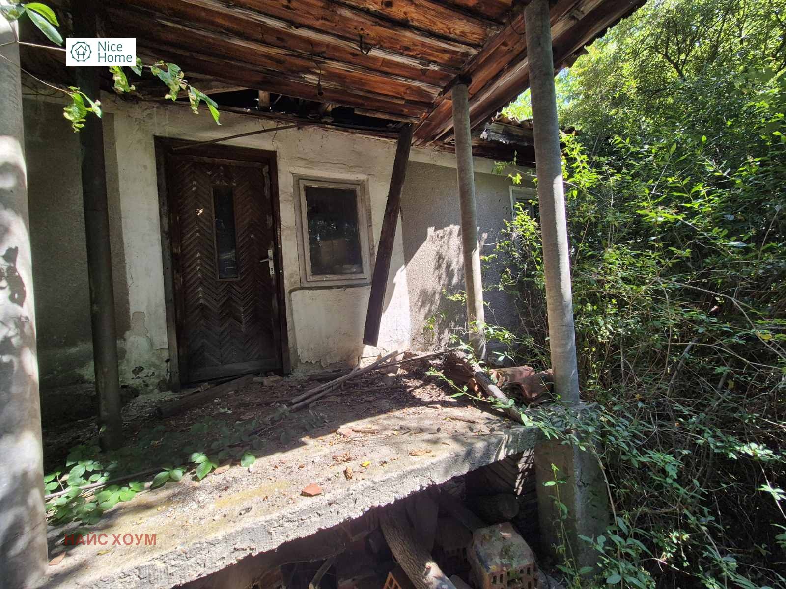 Продава КЪЩА, с. Пожарево, област София област