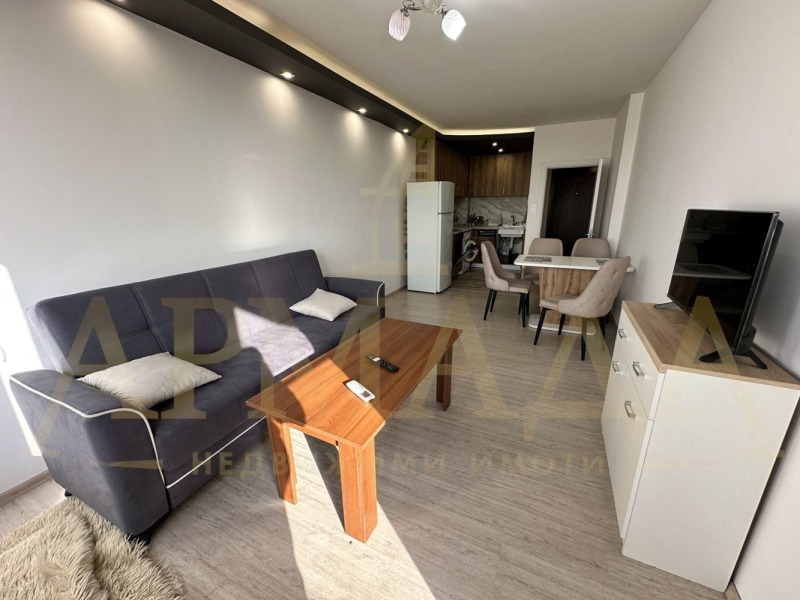 Till salu  1 sovrum Plovdiv , Jujen , 70 kvm | 87181800
