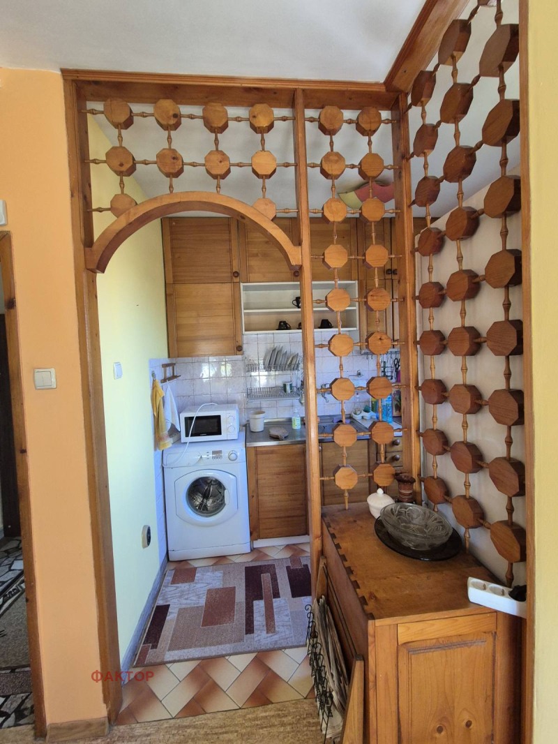 Na sprzedaż  Piętro domu Plowdiw , Izgrew , 145 mkw | 91817249 - obraz [7]