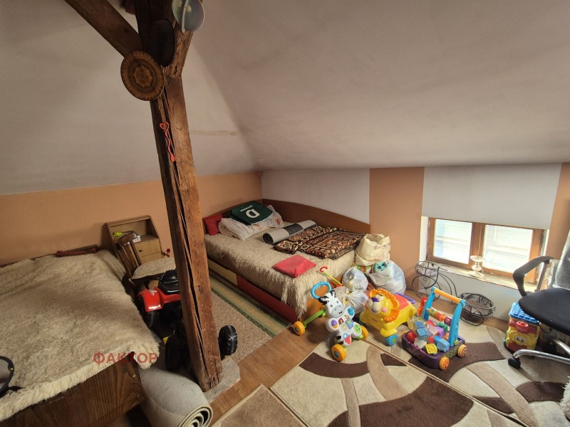 Na sprzedaż  Piętro domu Plowdiw , Izgrew , 145 mkw | 91817249 - obraz [14]