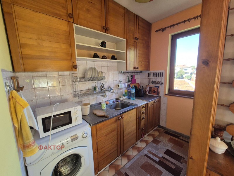 Na sprzedaż  Piętro domu Plowdiw , Izgrew , 145 mkw | 91817249 - obraz [3]