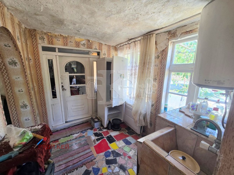 Продава КЪЩА, с. Засмяно, област Варна, снимка 2 - Къщи - 53454790