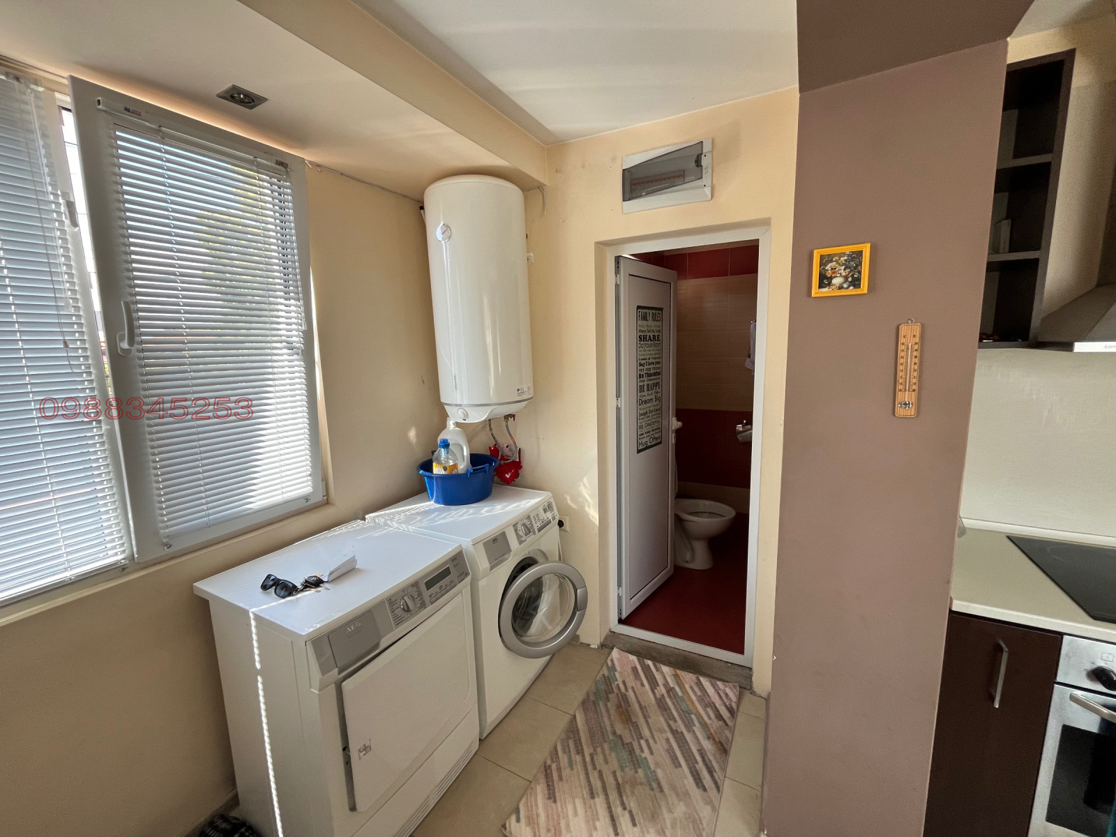 Продава ЕТАЖ ОТ КЪЩА, гр. Карлово, област Пловдив, снимка 11 - Етаж от къща - 55779278