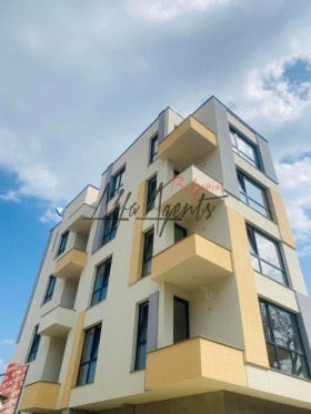 Продажба на двустайни апартаменти в град Варна — страница 10 - изображение 1 