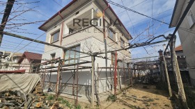 Piano della casa Hisaria, regione Plovdiv 1