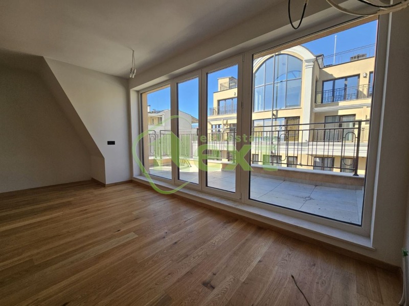 Na prodej  2 ložnice Sofia , Centar , 132 m2 | 65524320 - obraz [10]