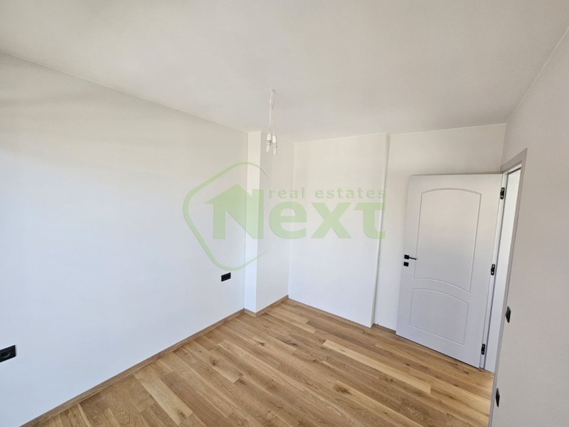 Na prodej  2 ložnice Sofia , Centar , 132 m2 | 65524320 - obraz [3]