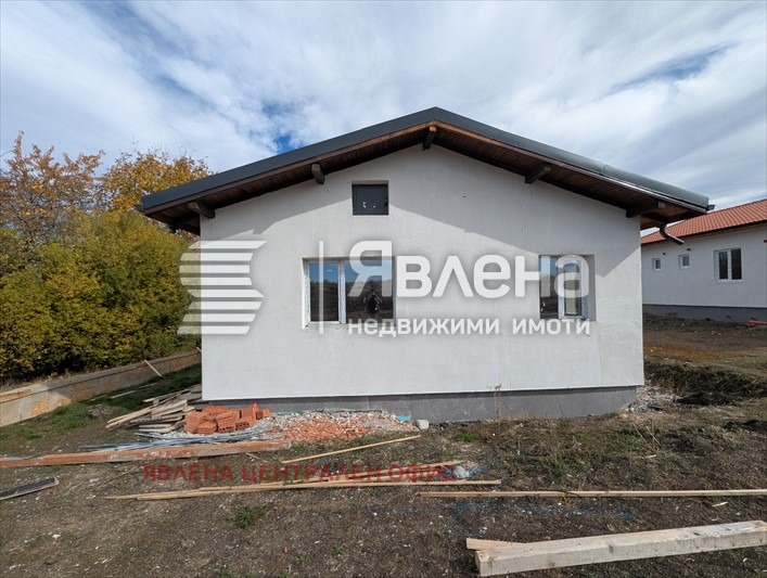 Продава КЪЩА, с. Хераково, област София област, снимка 4 - Къщи - 53624457