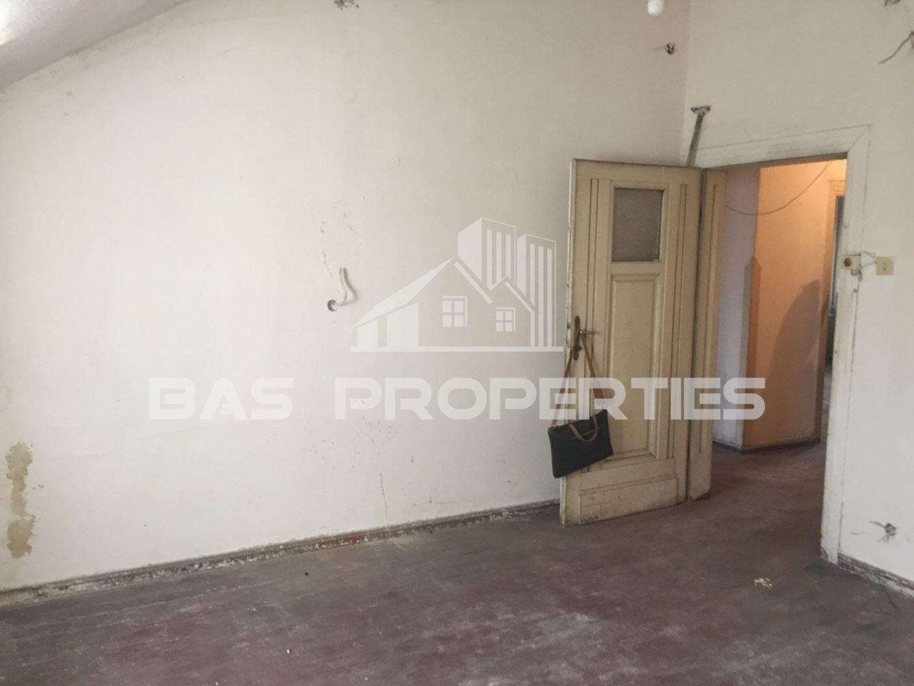 Продава 3-СТАЕН, гр. София, Център, снимка 2 - Апартаменти - 52813919