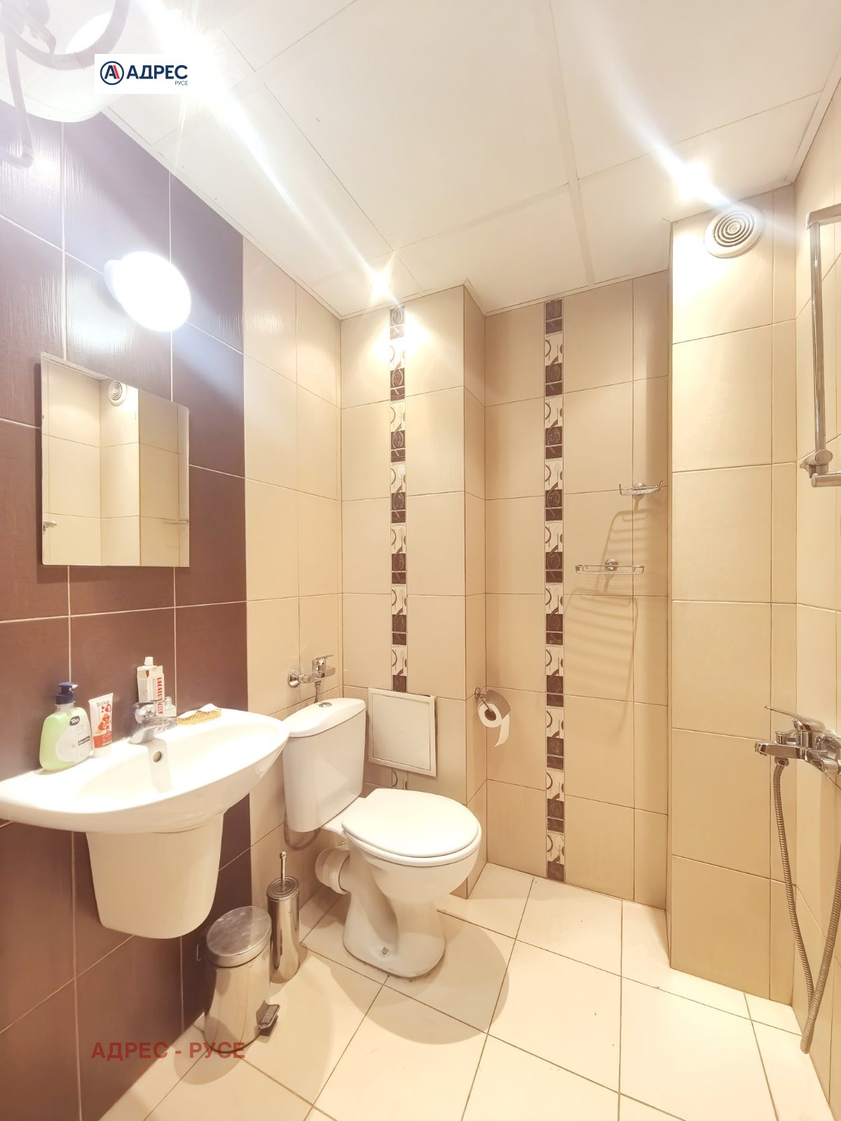 Продава 3-СТАЕН, гр. Русе, Възраждане, снимка 11 - Апартаменти - 53902636