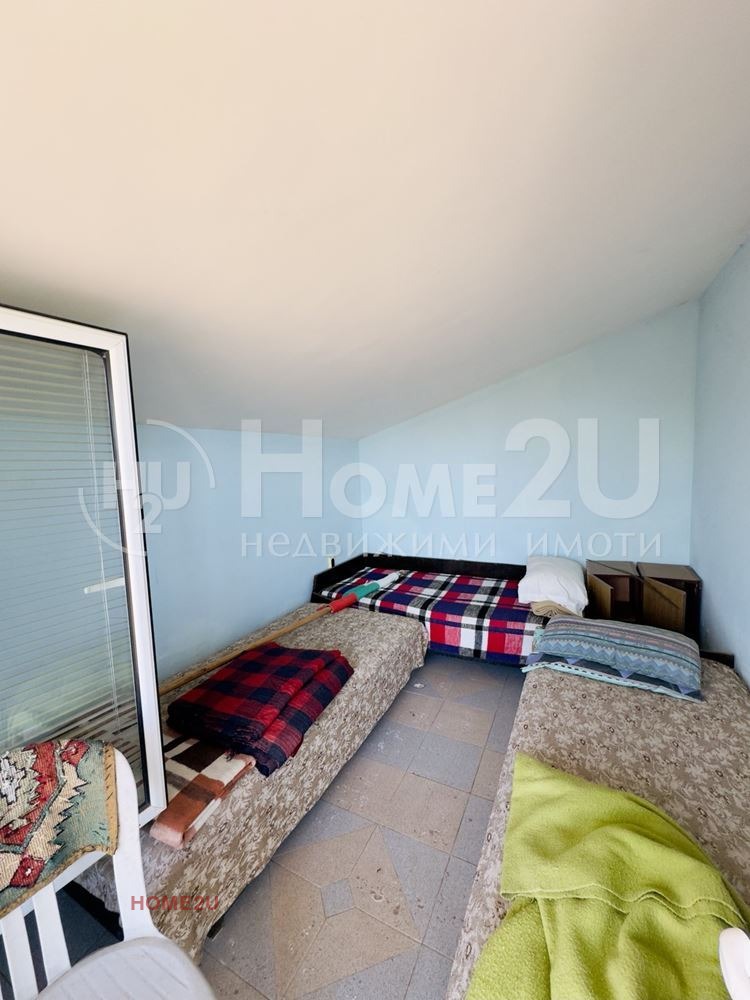 Продава КЪЩА, гр. Балчик, област Добрич, снимка 8 - Къщи - 51396968