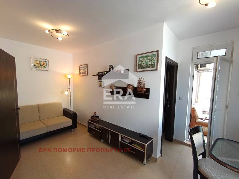 Na prodej  1 ložnice oblast Burgas , Pomorie , 60 m2 | 29136984 - obraz [7]