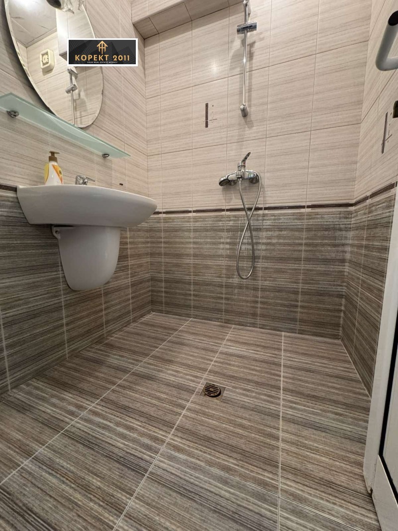 Продава 2-СТАЕН, гр. Русе, Широк център, снимка 6 - Апартаменти - 52602755