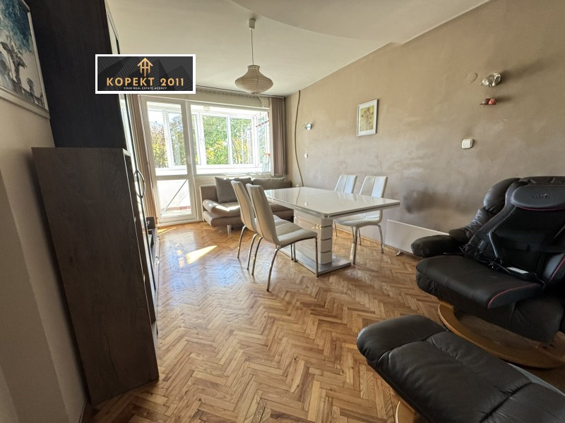 Продава 2-СТАЕН, гр. Русе, Широк център, снимка 4 - Апартаменти - 52602755