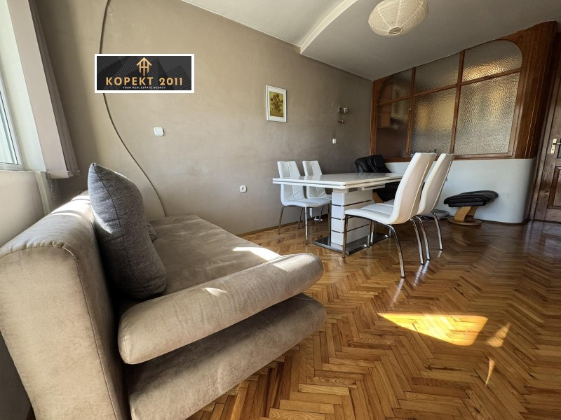 Продава 2-СТАЕН, гр. Русе, Широк център, снимка 5 - Апартаменти - 52602755