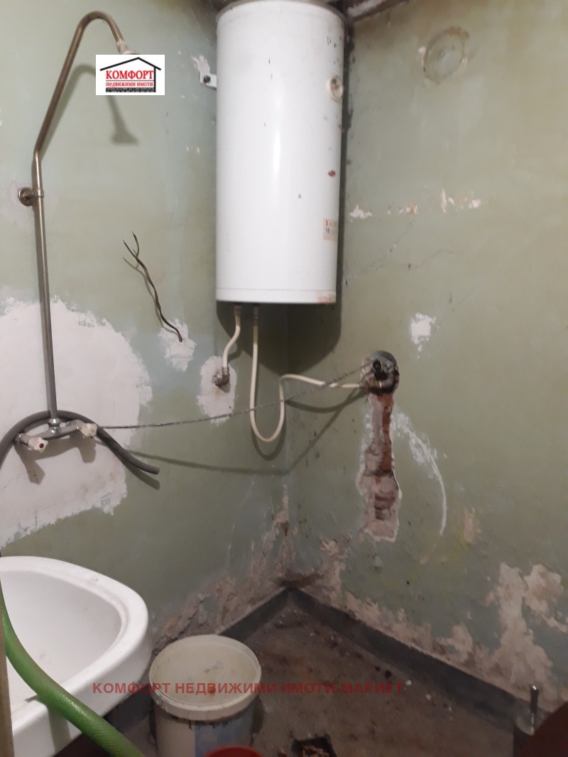 Продава  Етаж от къща град Плевен , Мара Денчева , 100 кв.м | 53210098 - изображение [14]