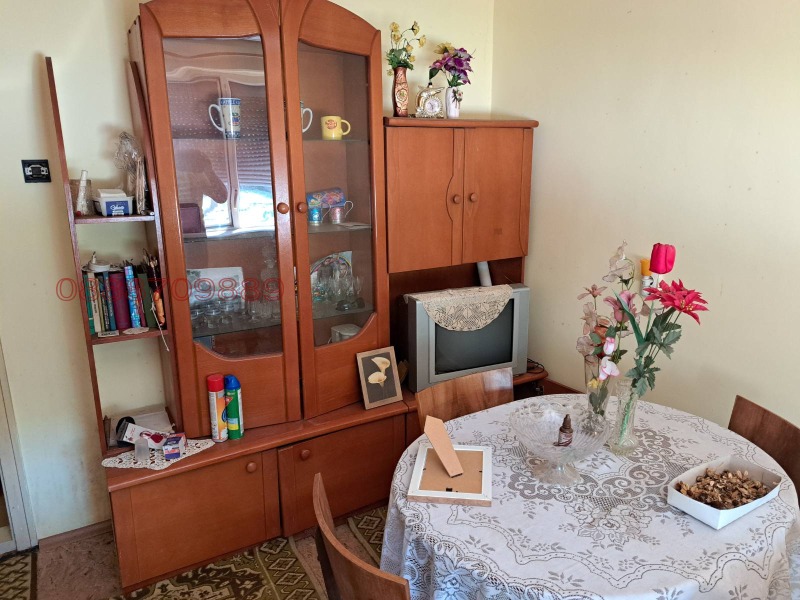 Продава КЪЩА, с. Лозица, област Плевен, снимка 7 - Къщи - 52780260