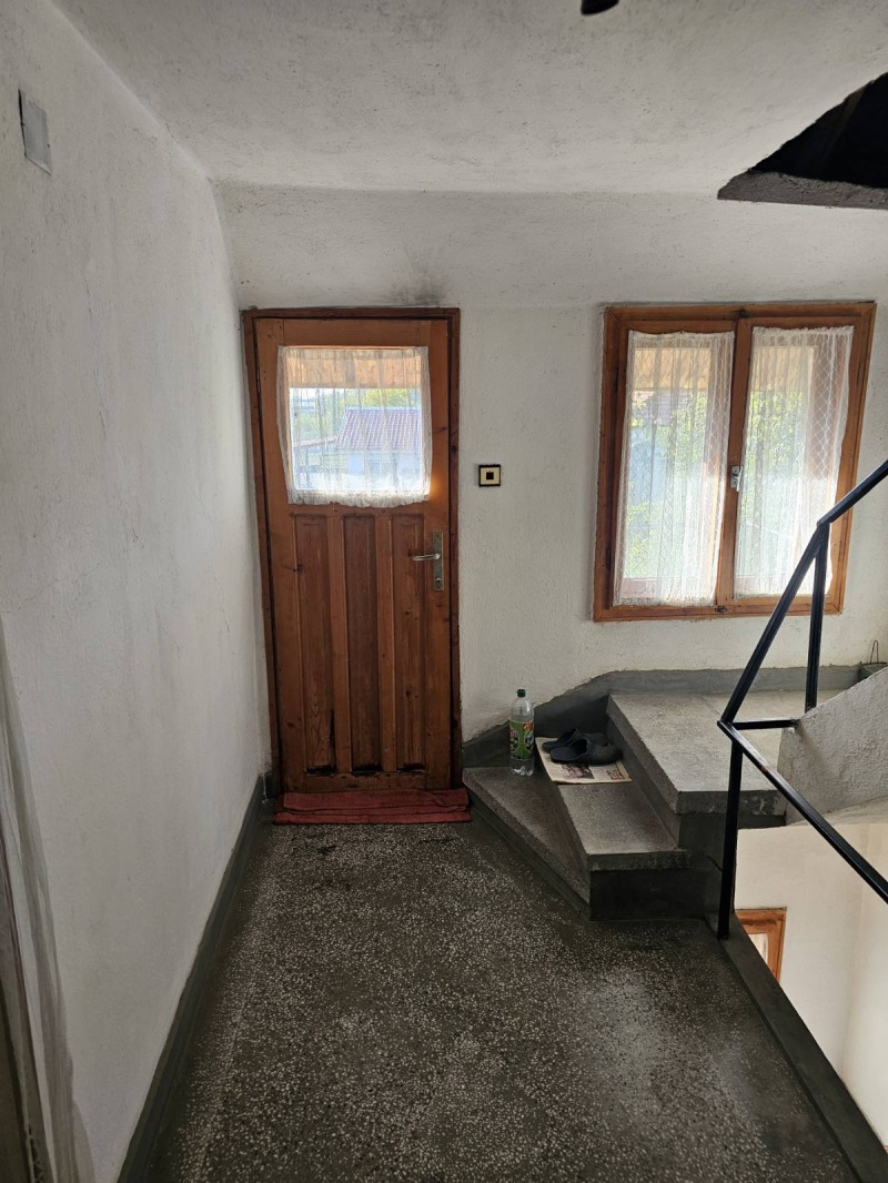 Продава КЪЩА, с. Ястребово, област Стара Загора, снимка 11 - Къщи - 52736549