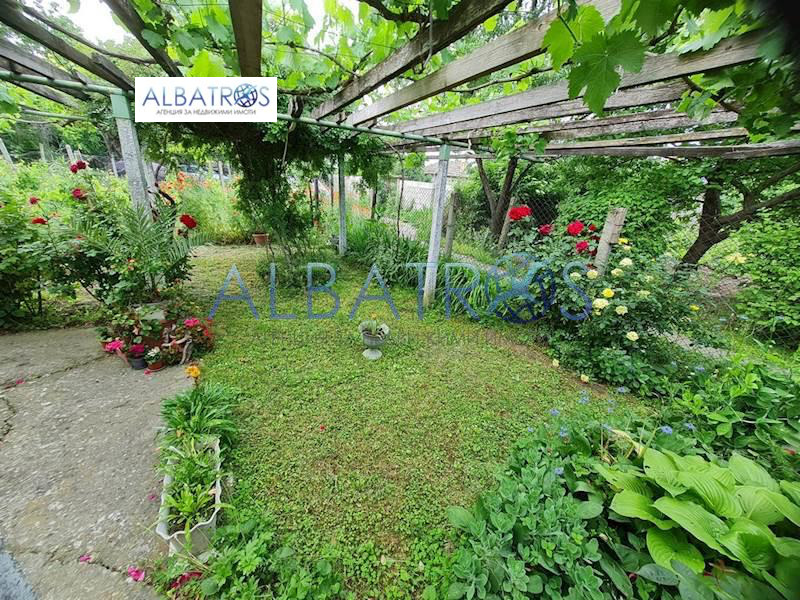 Продава КЪЩА, гр. Девня, област Варна, снимка 12 - Къщи - 55599236