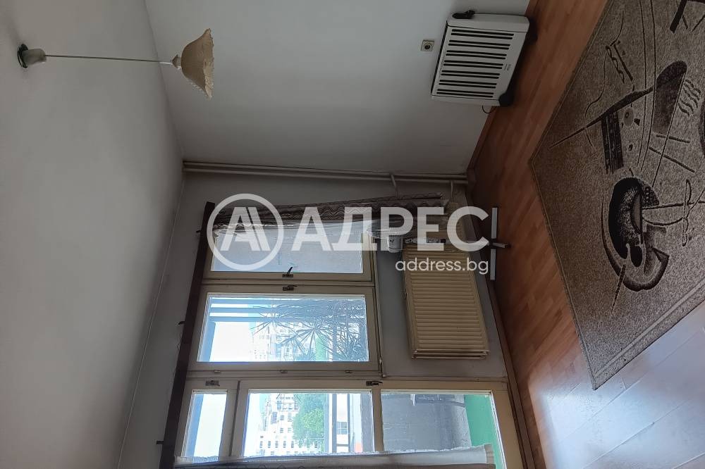 Продава МНОГОСТАЕН, гр. София, Стрелбище, снимка 2 - Апартаменти - 55022299