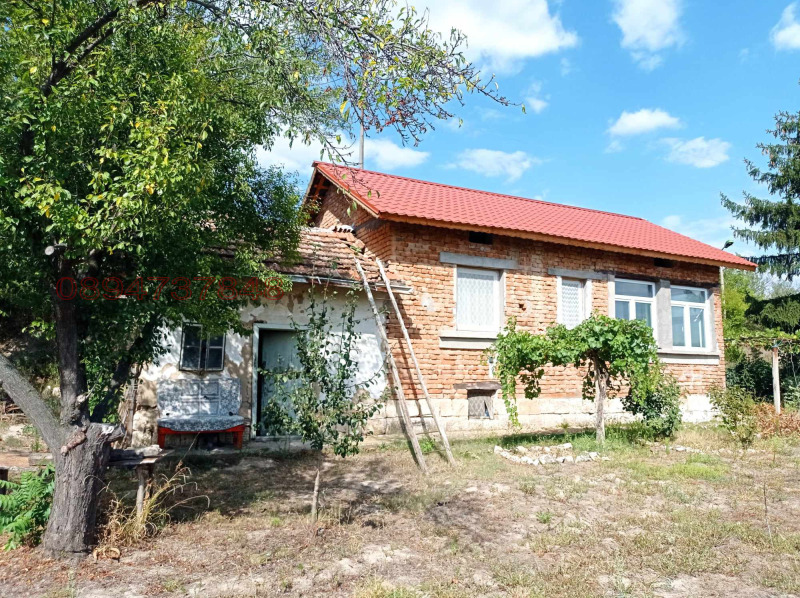 Продава КЪЩА в област Плевен, с. Евлогиево - 54 кв.м / 21 600 € » 42 245.93 лв.