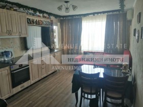 Продава 3-стаен град Бургас Зорница - [1] 