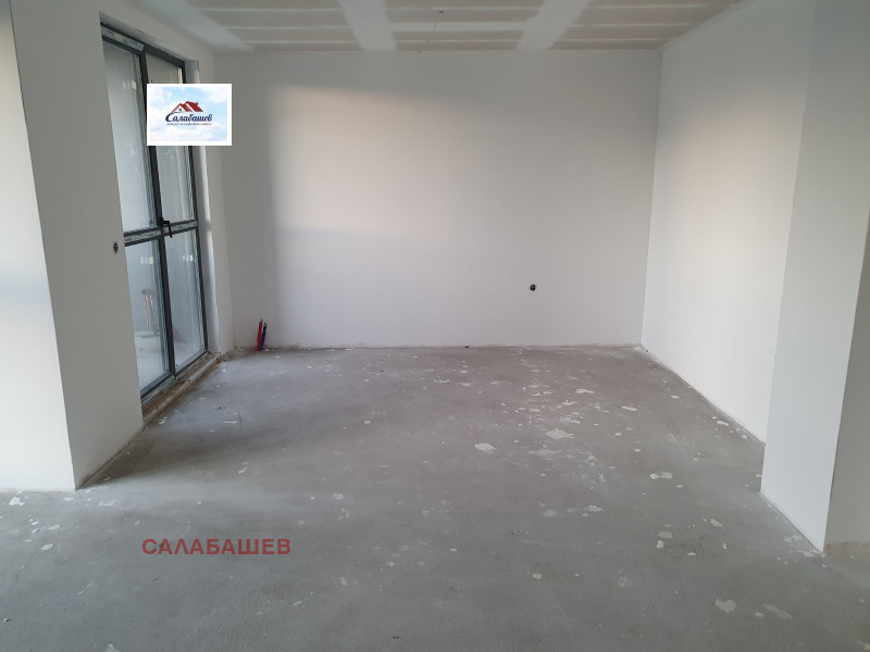 Продава 3-СТАЕН, гр. Казанлък, област Стара Загора, снимка 2 - Апартаменти - 52615739