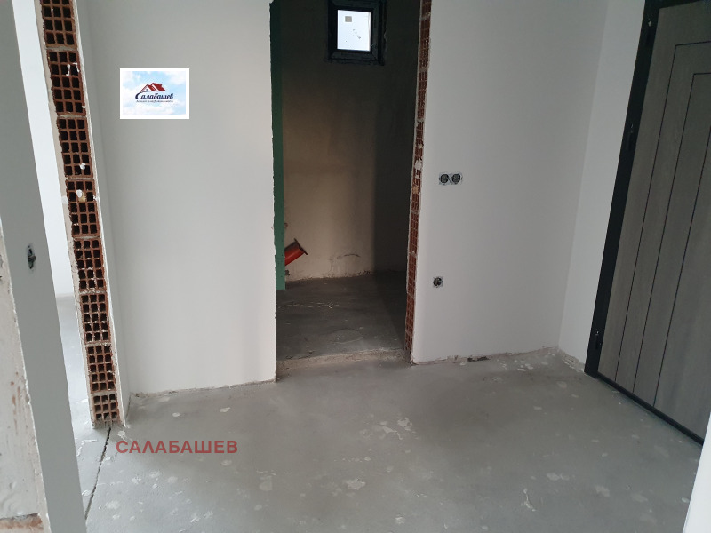 Продава 3-СТАЕН, гр. Казанлък, област Стара Загора, снимка 4 - Апартаменти - 52615739