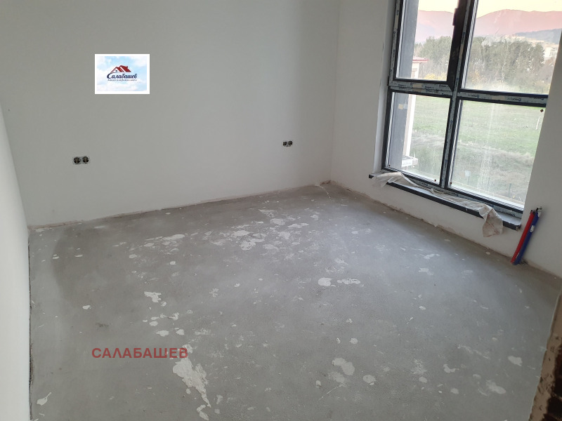 Продава 3-СТАЕН, гр. Казанлък, област Стара Загора, снимка 6 - Апартаменти - 52615739