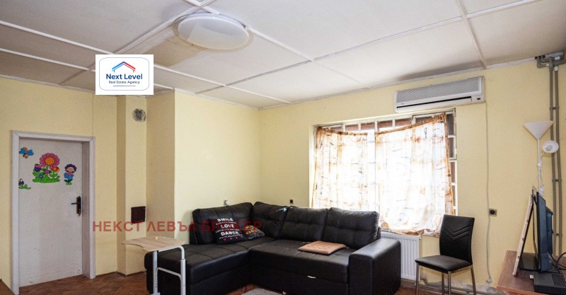 Продава КЪЩА, гр. Бургас, Банево, снимка 2 - Къщи - 52722837