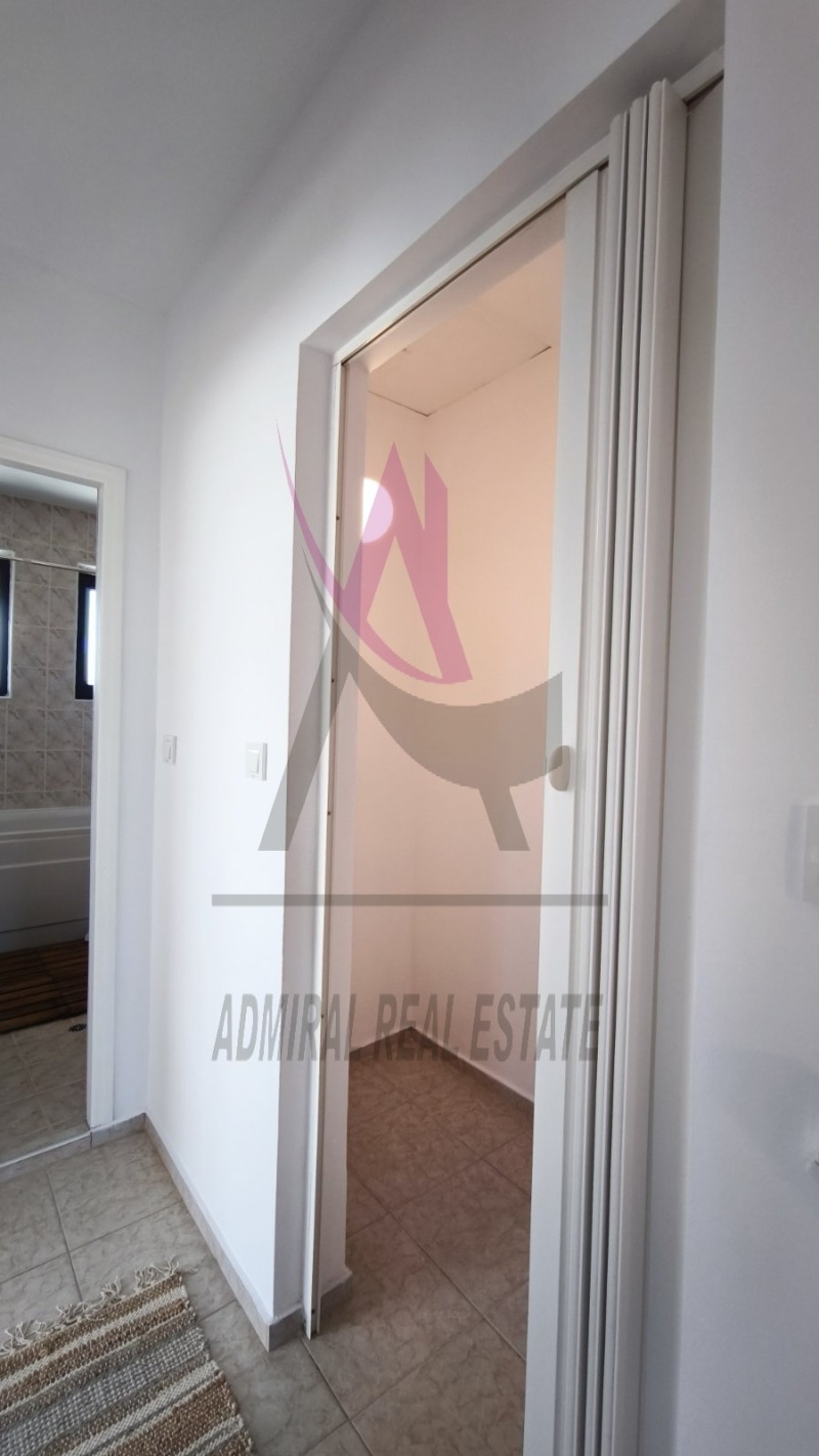 Продава КЪЩА, с. Църква, област Добрич, снимка 16 - Къщи - 53496119