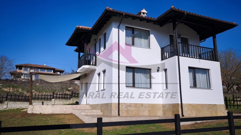 Продава КЪЩА, с. Църква, област Добрич, снимка 2 - Къщи - 53496119